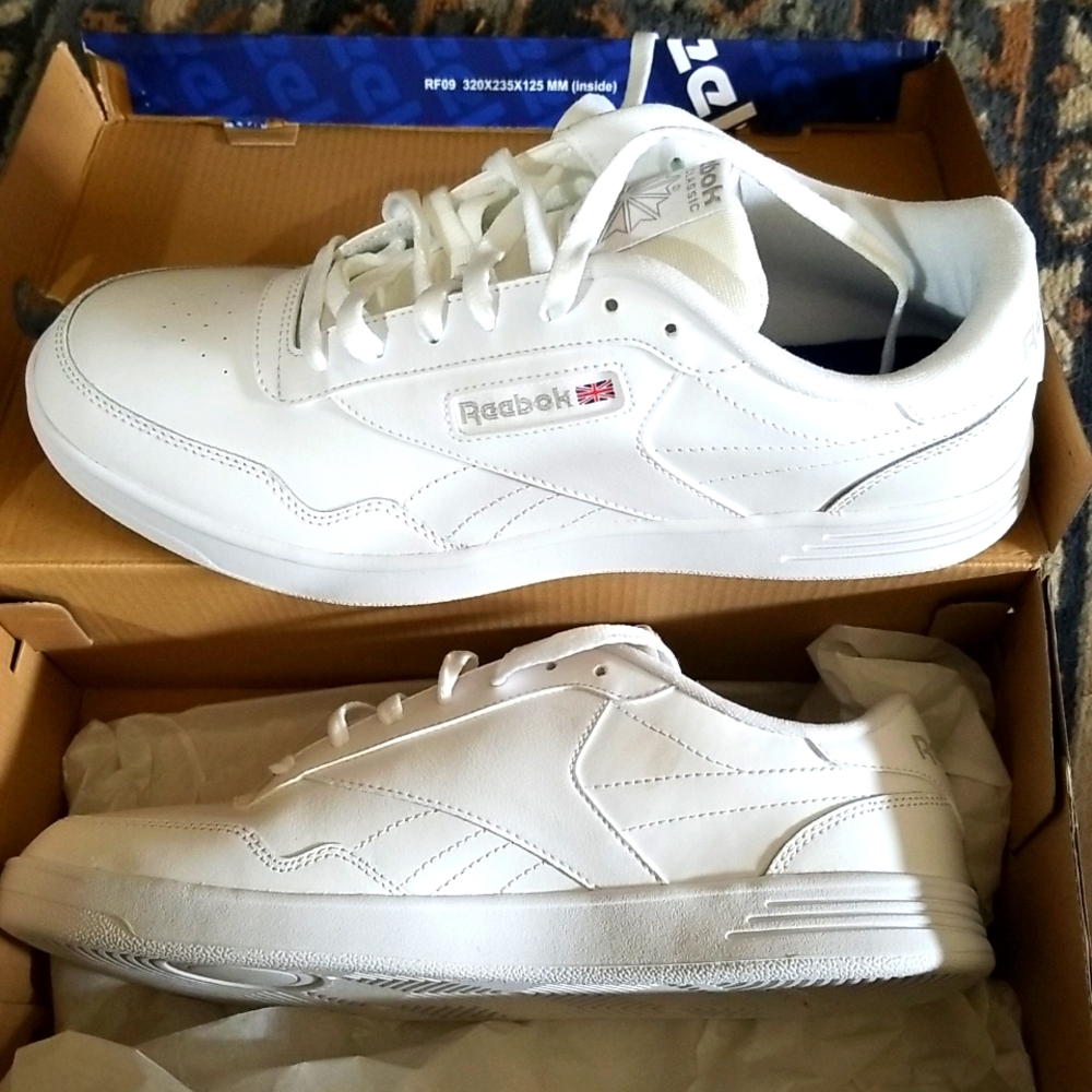REEBOK X-WIDE SIZE 10.5 (4E) MEN NWT